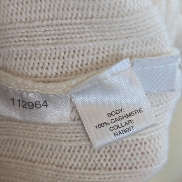 🤍 Vintage Ann Taylor Ivory Cashmere Sweater w/ Fur Collar - Picture 5 of 6